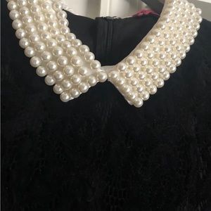 Vintage 90s lace faux pearl collar dress 🎉🎉🎉🎉